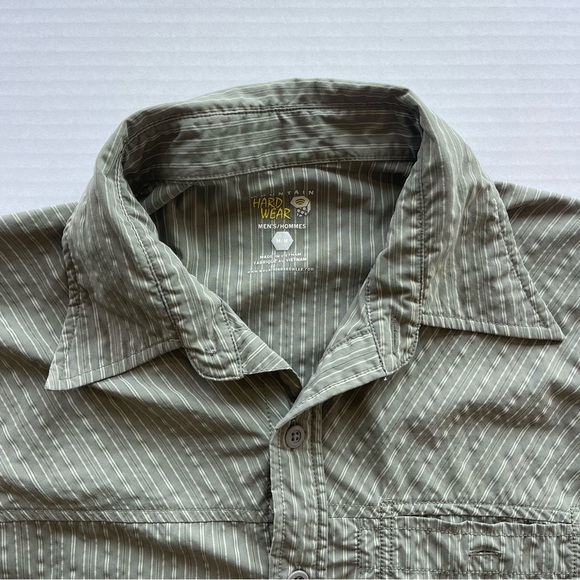 Mountain Hardwear Shirt L Olive Green  Short Sleeve Button Down Nylon Vented - Picture 2 of 10